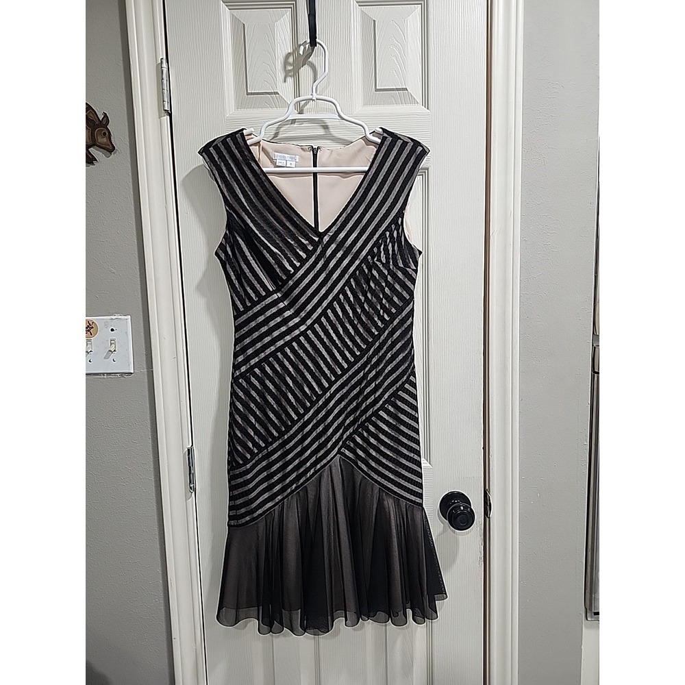 London‎ Times Dress Size 8 Black Nude Striped Mesh Overlay Sleeveless Fit Flare